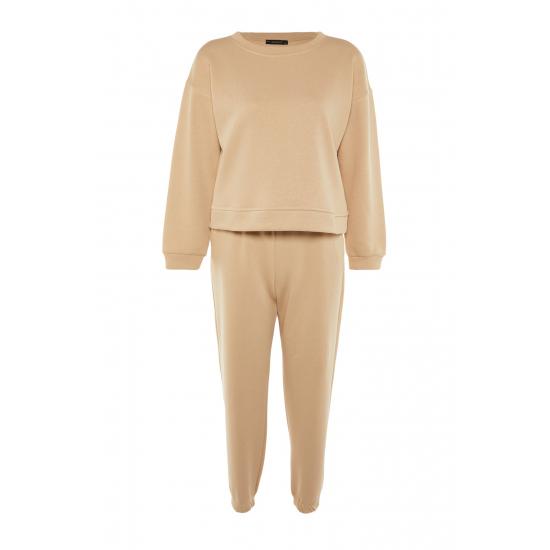 Бежевый базовый вязаный спортивный костюм с плотным флисовым узором и регулярным узором