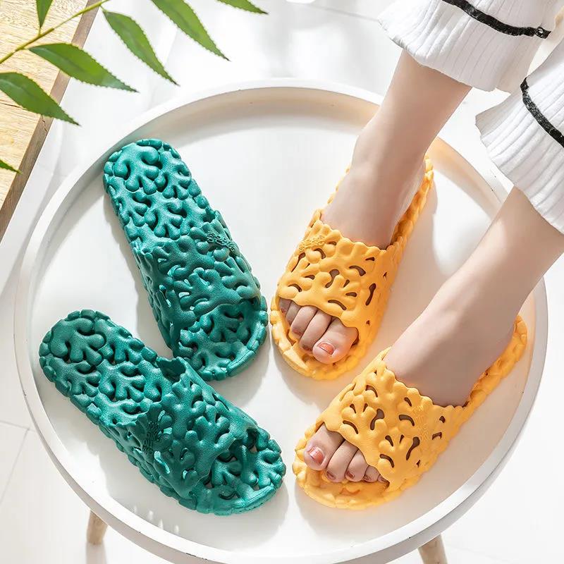 Летние мужские и женские тапочки. Нескользящие тапочки для пар с плоской подошвой.