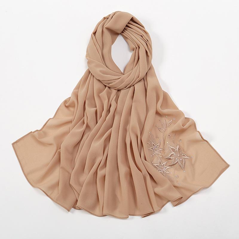 Малайзия и Индонезия горячо продаваемые новые шифоновые вышивки горячие бриллианты однотонный головной платок женщины, простой и универсальный большой размер длинное полотенце