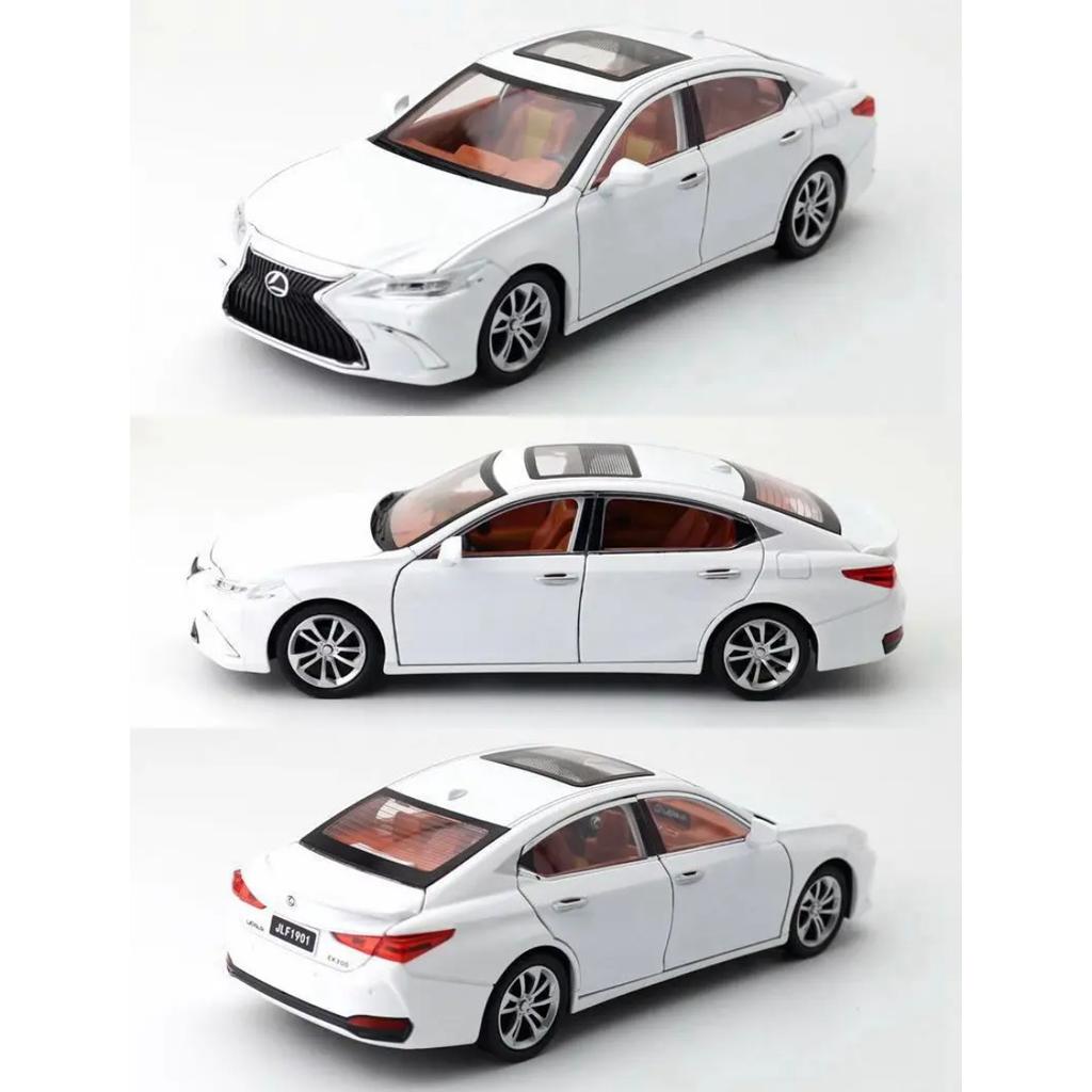 1/24 Lexus ES300h Car Toy for Children Diecast Miniature Model Pull Back Sound & Light Door Openable Collection Gift for Boys