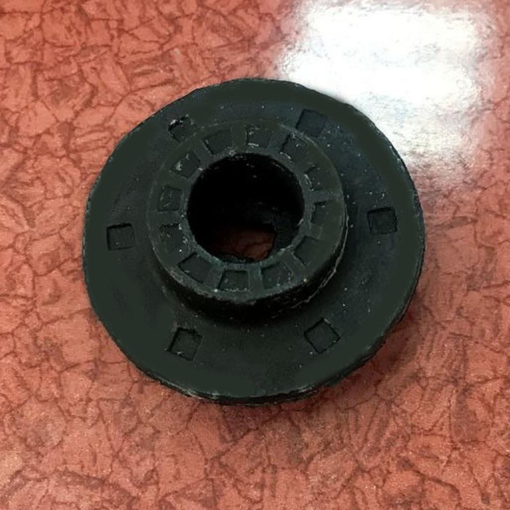 2Pcs Radiator Lower Insulator For Opel Astra J Chevrolet Cruze Orlando 90501087