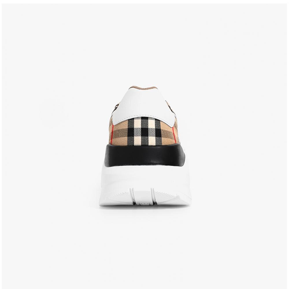 Burberry Проверьте замшевые кроссовки A7028