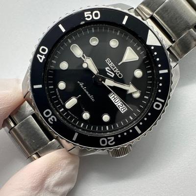 Б/у Seiko 5 Sports SBSA001 4R36-07G0 Автоматические Черный Циферблат День-Дата Прозрачная Задняя Крышка Нержавеющая Сталь