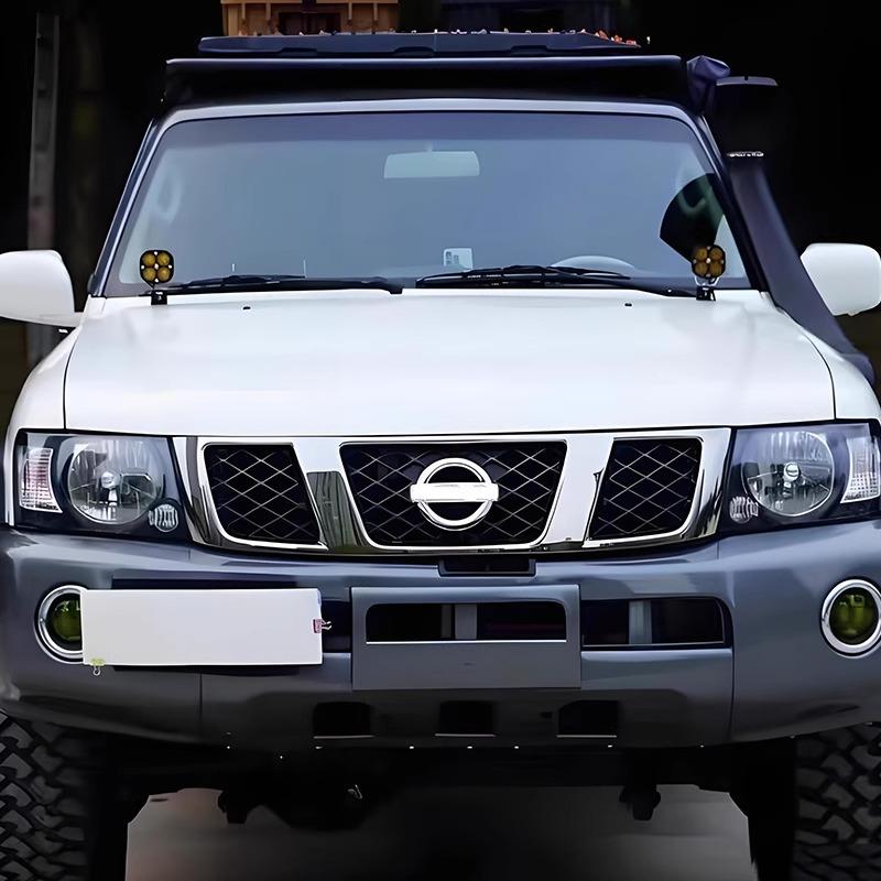 Основание крепления прожектора на капот, совместимое с Nissan Patrol 3.0 GR Y61 97-04 и Nissan Safari Y61.