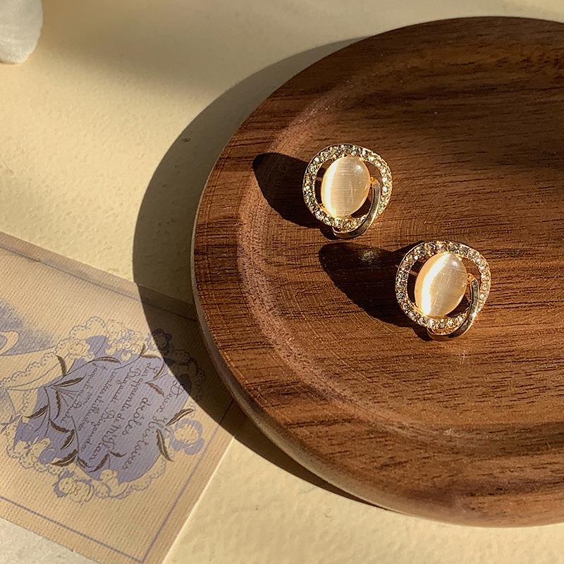 Круглые серьги-гвоздики с опалом, женские простые французские нежные серьги с бриллиантами, летние ретро-темпераментные повседневные серьги