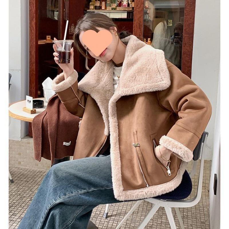 Короткая куртка из овечьей шерсти с мехом 2024 года, новая зимняя утолщенная куртка из локомотива с мехом