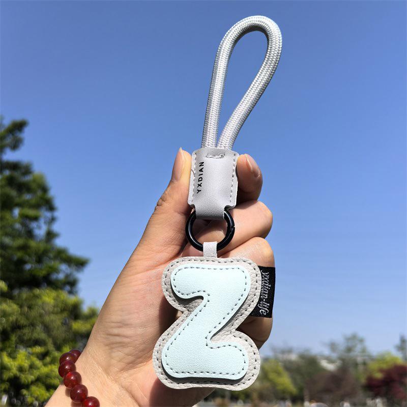 1PC Anniversary Gifts Lucky Letters Creative Alphabet Keychain Minimalist Wedding Favors Trendy For Couples Engraved 18CM