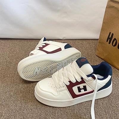 Женская обувь – Кроссовки