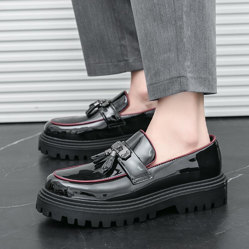 Модные новые мужские лоферы на толстой подошве 2025 года, классические ретро офисные мужские деловые рабочие туфли, высококачественные туфли из глянцевой кожи