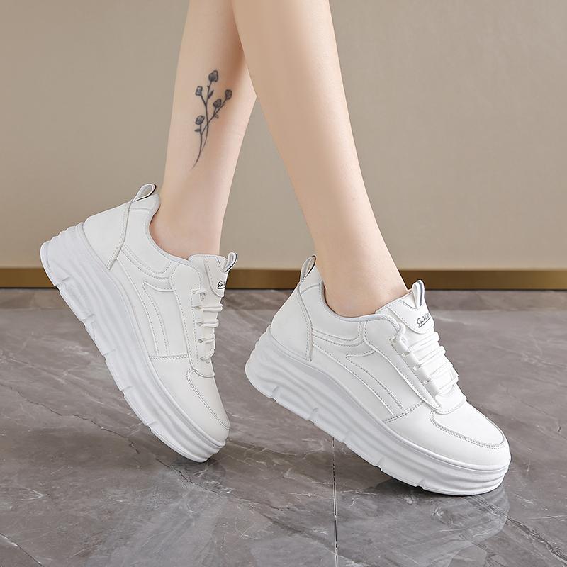 Women's Platform Sneakers Outdoor Fashion White Height Increasing Casual Shoes High Quality Female Designer Versatile Shoes New