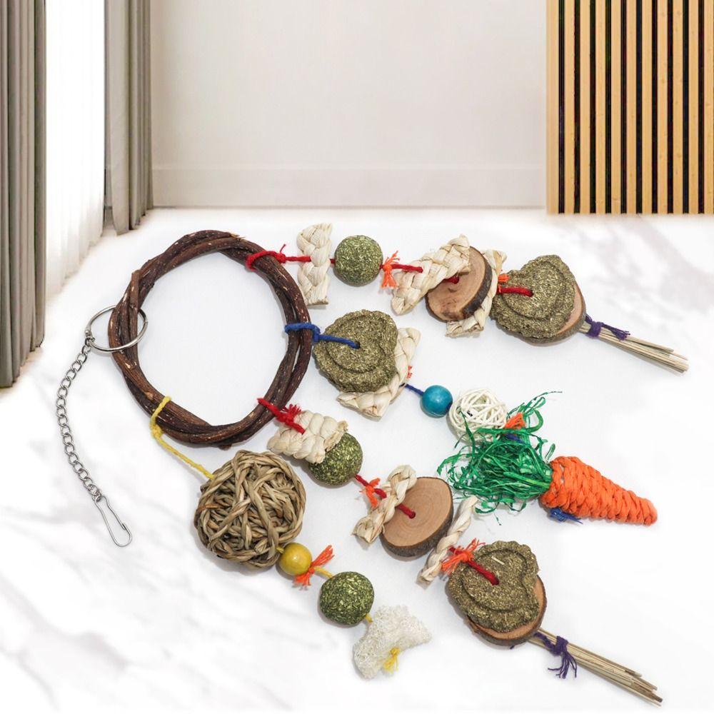 Grinding Guinea Pigs Hanging Bunny Cage Accessories Rabbit Treats Buuny Chew Toy Molar Rattan Ring