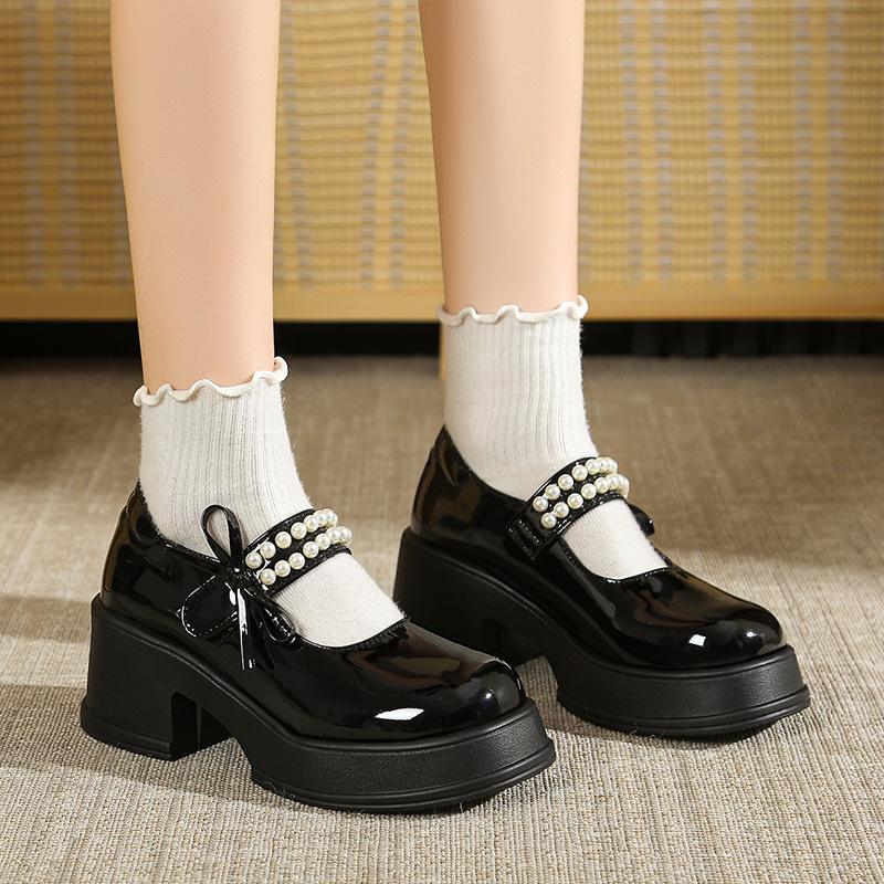 2025 Autumn New Retro Korean Skirt Platform Mary Jane Shoes Women's French Pearl Sweet Thick Heel Small Leather Shoes