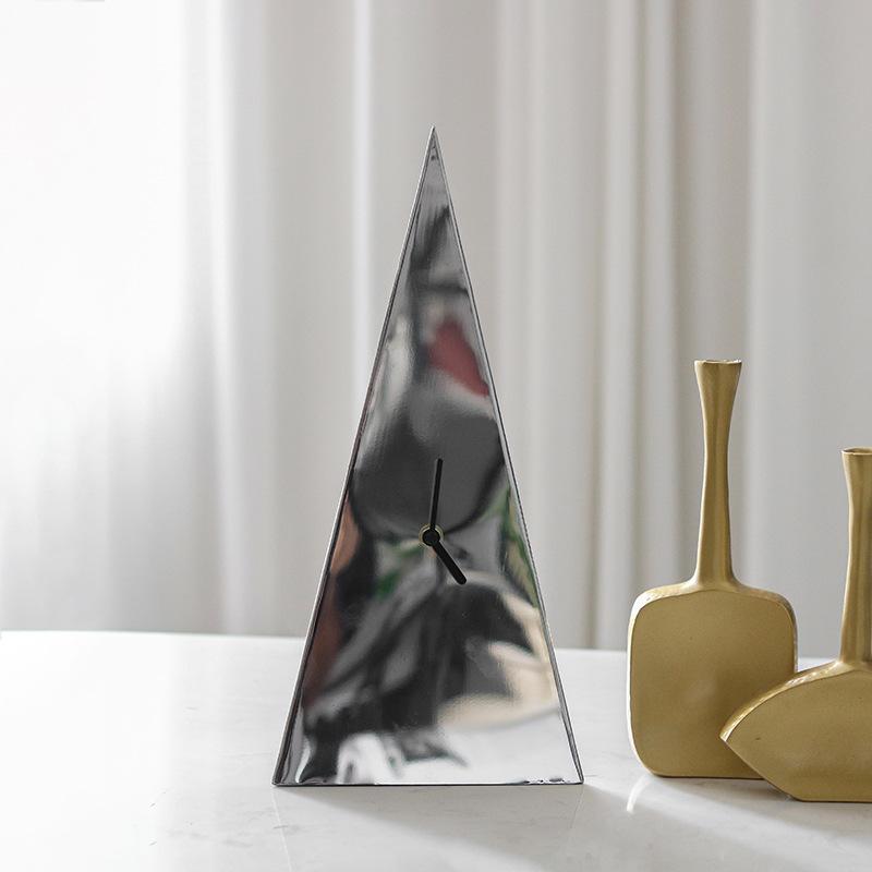 Abstract Art Triangular Clock Ornament Model House Sales Office Study Bedroom Desktop Clock Fashion Decoration