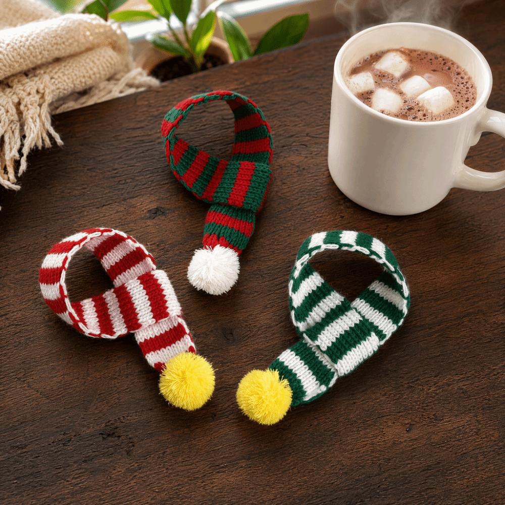Knitted Knitted Dog Scarf Pompom Ball Dog Santa Scarves Cute Striped Pet Scarf Cats