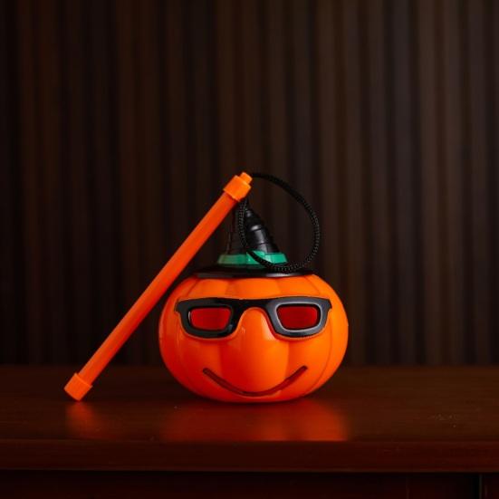 Portable Light Up Pumpkin Halloween Lantern, LED Handheld Lamp, Battery Kids Trick or Treat Operated Decorative Plastic Lantern for Kids, Holiday