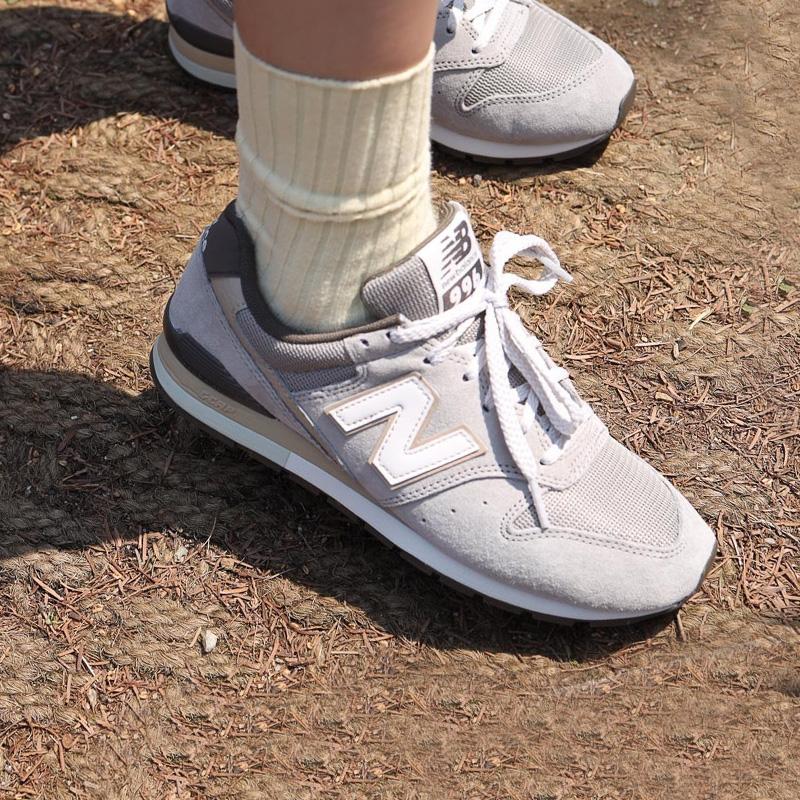 New Balance Nb 996 Удобные Спортивная ткань Кожа Низкие Кроссовки для марафона Унисекс Серый CM996KW2