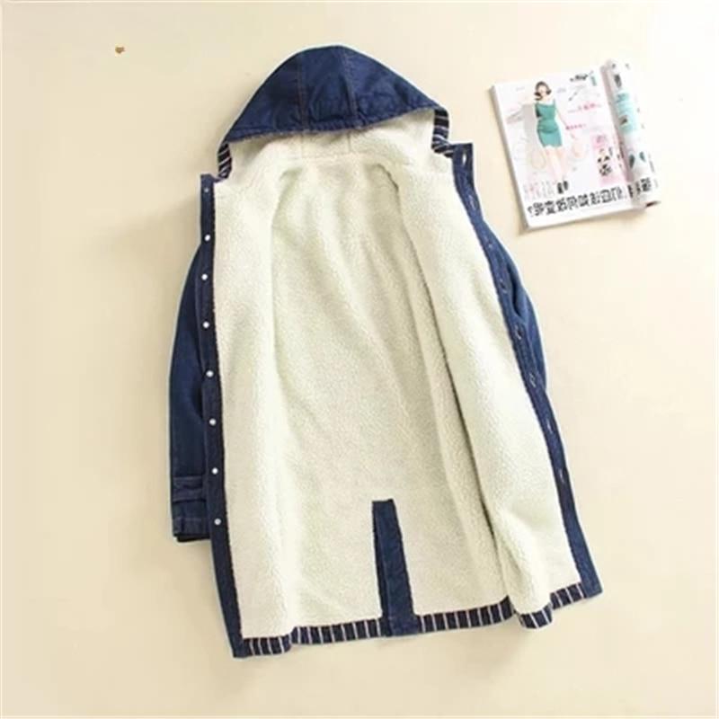 Зимняя джинсовая куртка женская теплая джинсовая куртка с капюшоном