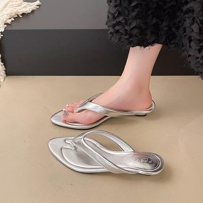 Модные шлепанцы женские летние на танкетке шлепанцы модные резиновые шлепанцы платформа острый носок пляжная обувь низкая роскошь гавайские сабо