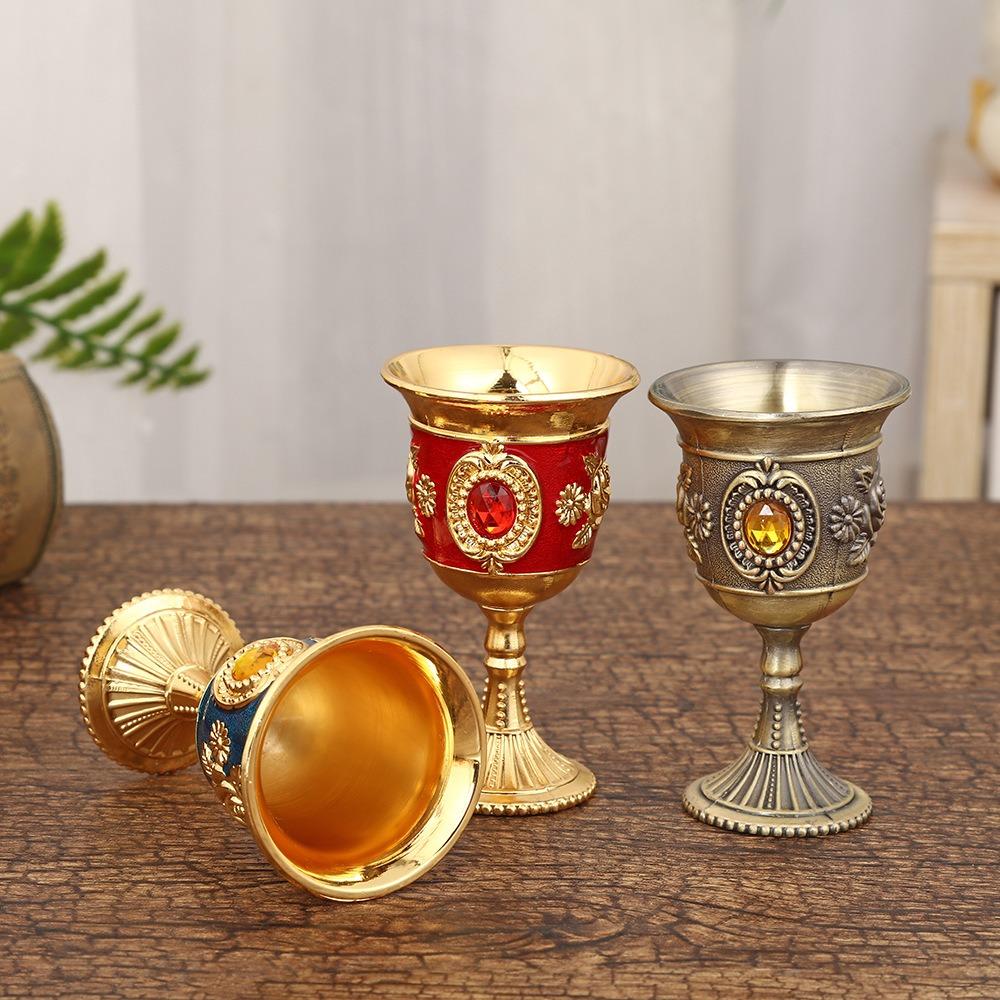 Zinc Zinc Zinc Alloy Medieval Rose Embossed Goblet Vintage Liquor Cup Luxurious Spirits Cup Bar
