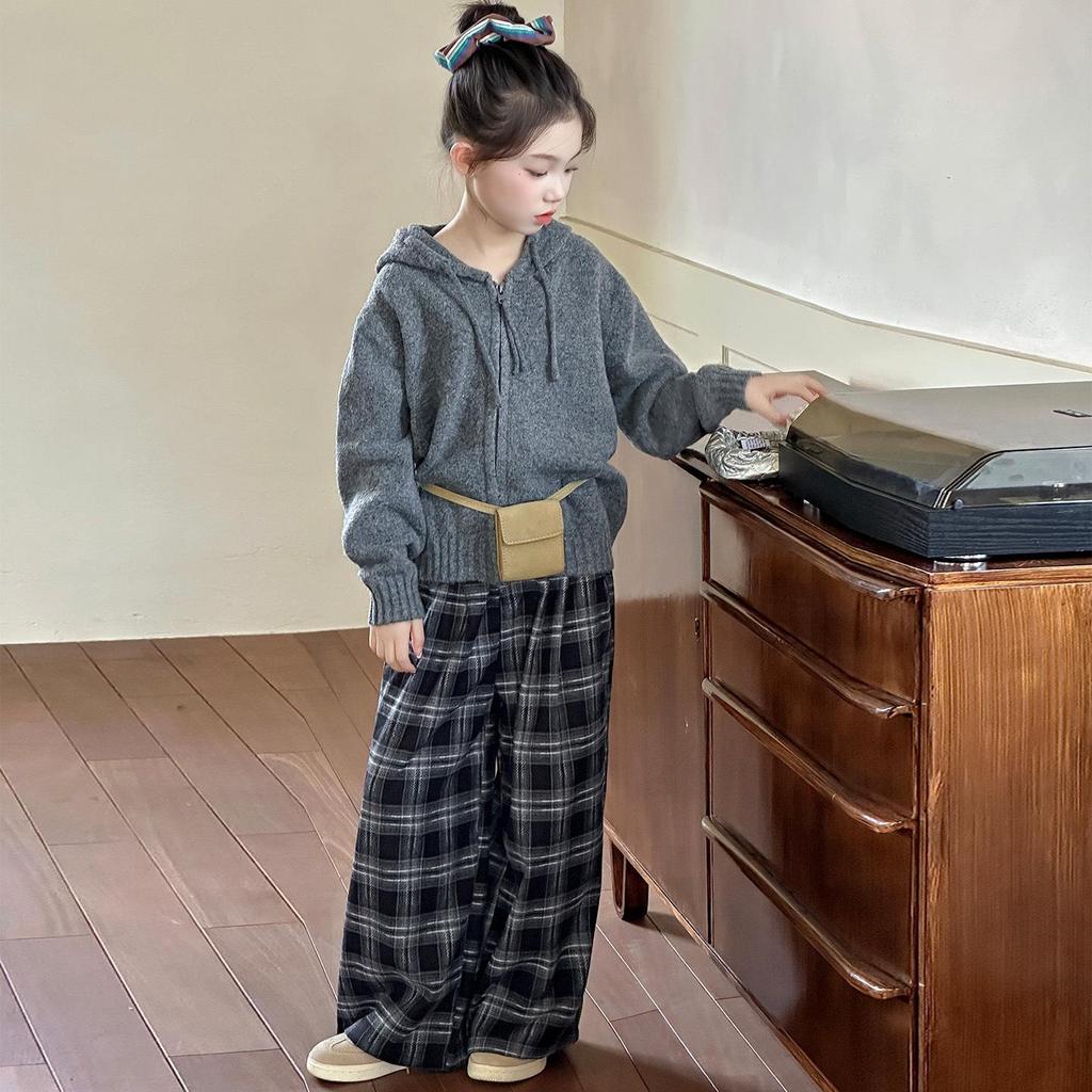 Autumn/Winter 2025 Girls' Stylish Korean Vest Set - High-End Three-Piece Outfit