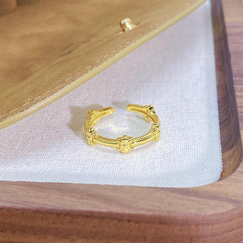 [Jewelry Collection] Retro Personality Medieval Iris Cross Open Ring Light Luxury High-End Ring Woman