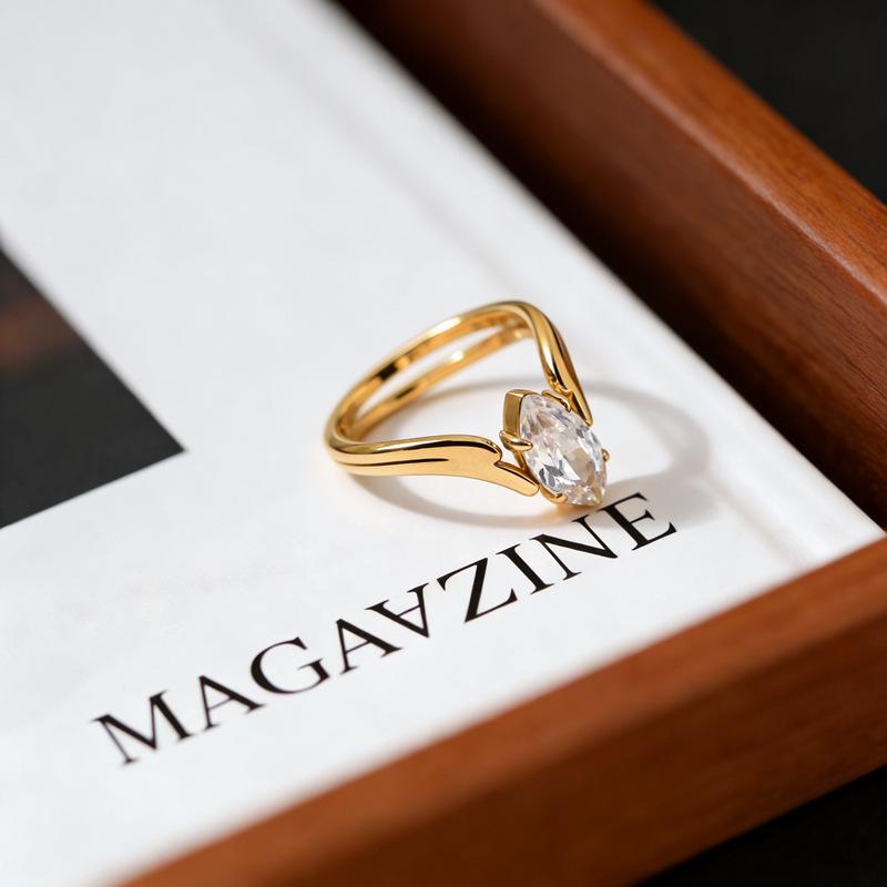 Стильное персонализированное полое кольцо из титановой стали с цирконием marquise