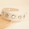 Fashion Versatile Wide Edge Headband Leather Simple Hollow Circle Headband Non-slip Pressure Hair Accessories Headgear