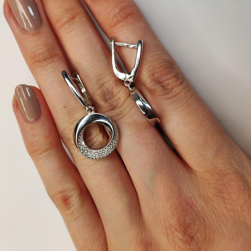 Серебряные серьги с фианитами (2129790)