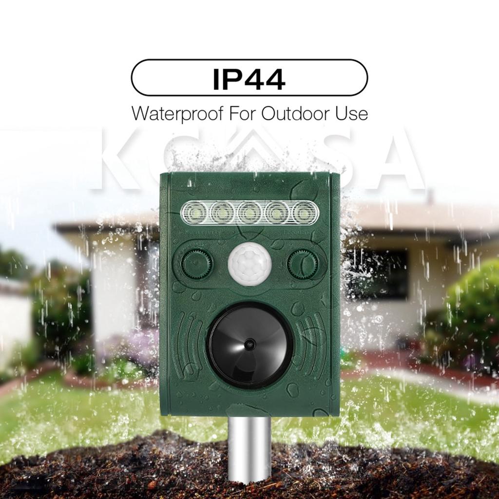 KCASA KC-JK369 Ultrasonic PIR Sensor Solar Animal Dispeller Strong Flashlight Animal Repeller