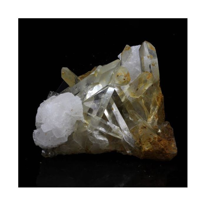 Pierres et Minéraux. Calcite + Quartz. 151.5 ct. Maronne, La Garde-en-Oisans, France..