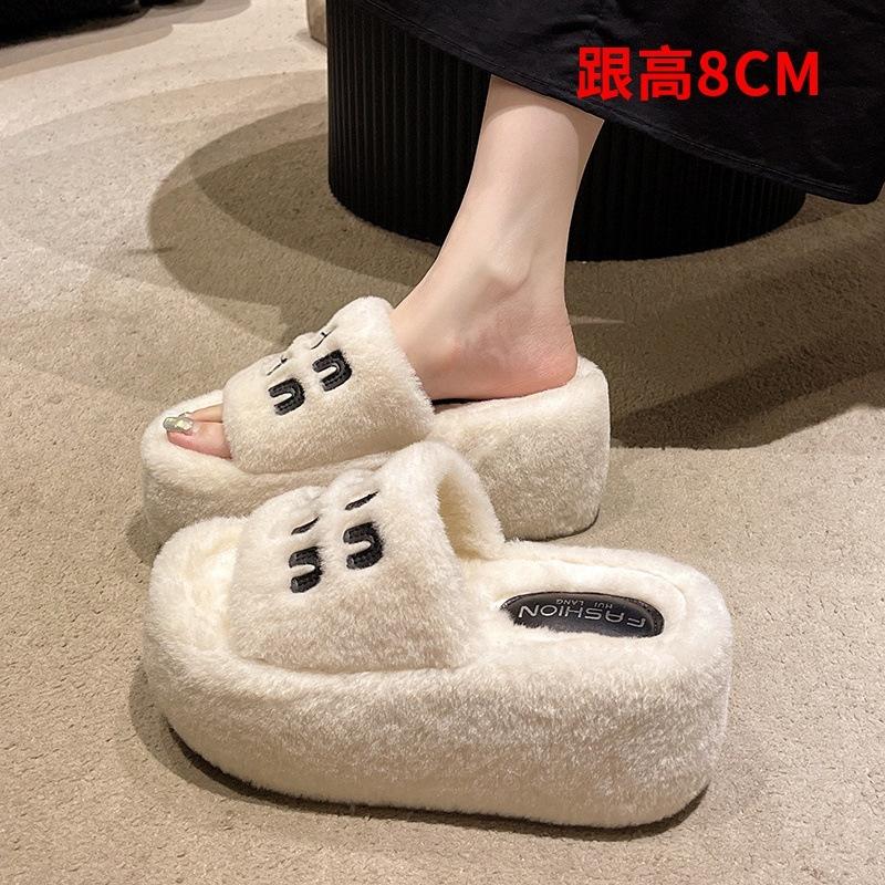 Женские тапочки на толстой подошве 8 см, пушистые, для улицы, новая модная пушистая цветная хлопковая модель 2025 года, осень-зима