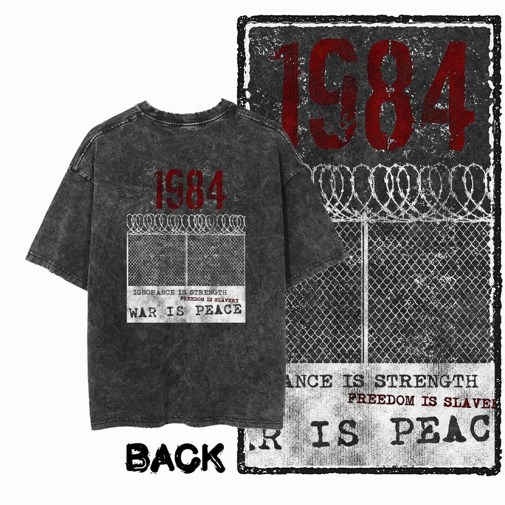 G02 Хлопковая футболка большого размера с графикой на спине 1984 | Уличная одежда с кислотной стиркой, крутая винтажная футболка с круглым вырезом для мужчин