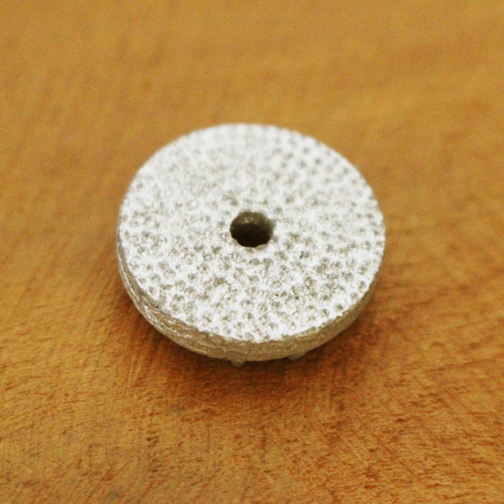 Buddhist Altar Accessories: Metal Reversible Incense Holder with Heart-Shaped Incense Dishes (White, Includes Orin and Korin)