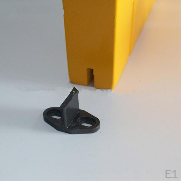 Направляющий зажим нижнего пола двери для раздвижного оборудования сарая с винтами