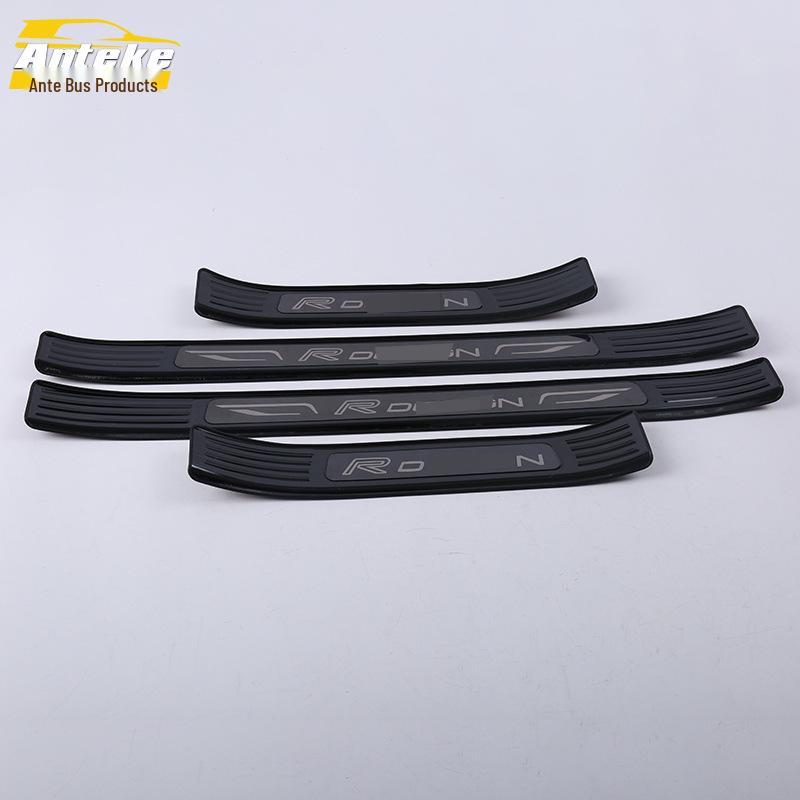 Подходит для 18 моделей XC60: Накладка на порог, Яркая полоса, Накладка на бампер багажника, Приветственная педаль, Защитная накладка от царапин