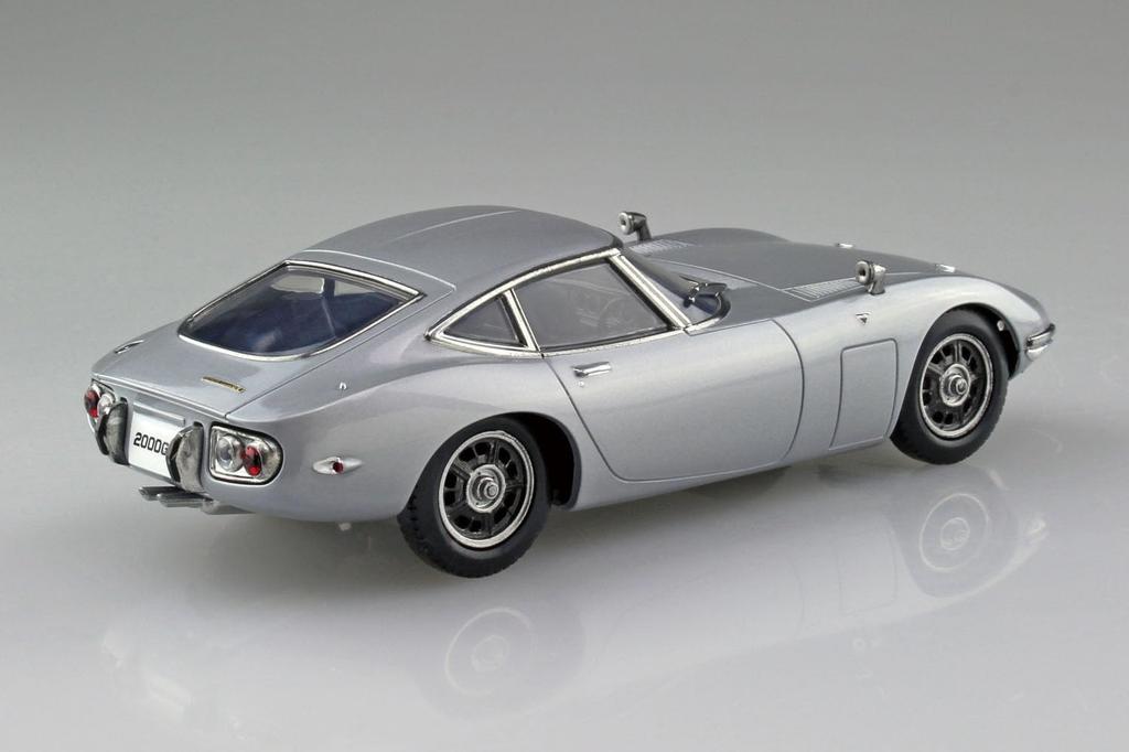 Aoshima Bunka Kyozai Масштаб Rakupla Snap Kit Toyota 2000GT Thunder Silver Metallic Пластиковая модель 1/32 № 06-SS Предварительно окрашенная (Автомобиль)