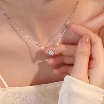 Серебряное колье S925 с муассанитом в форме сердца - Минималистичная подвеска в форме сердца с цепочкой для ключицы