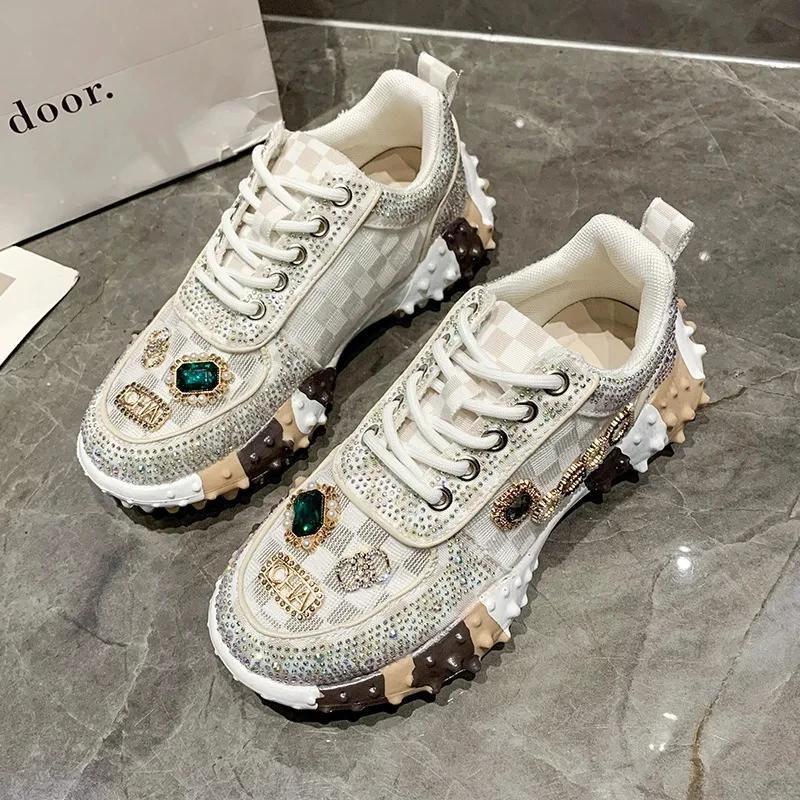 Женские кроссовки Water Diamond Fashion Luxury Rhinestone Женская обувь Новая спортивная обувь для женщин на платформе для активного отдыха Вулканизированная