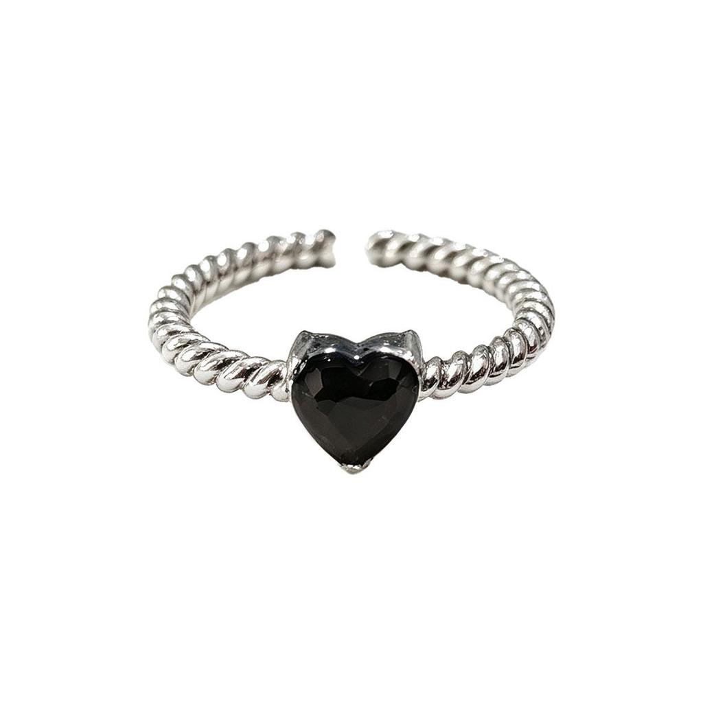 Black Heart Twisted Ring for Women, New Style Daily Trend Minimalist Design Temperament Versatile Fashion Personality Cold Style