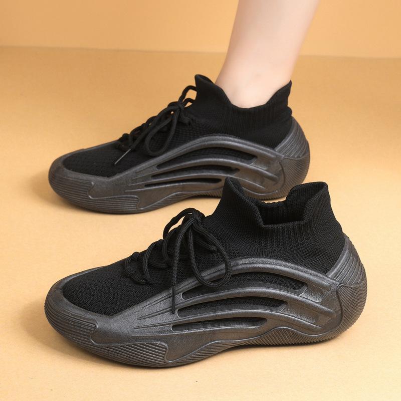 Retro Fly-woven Shoes for Women's Spring and Summer New Thick-soled Non-slip Comfortable Breathable Elastic Casual Sports Shoes for Women