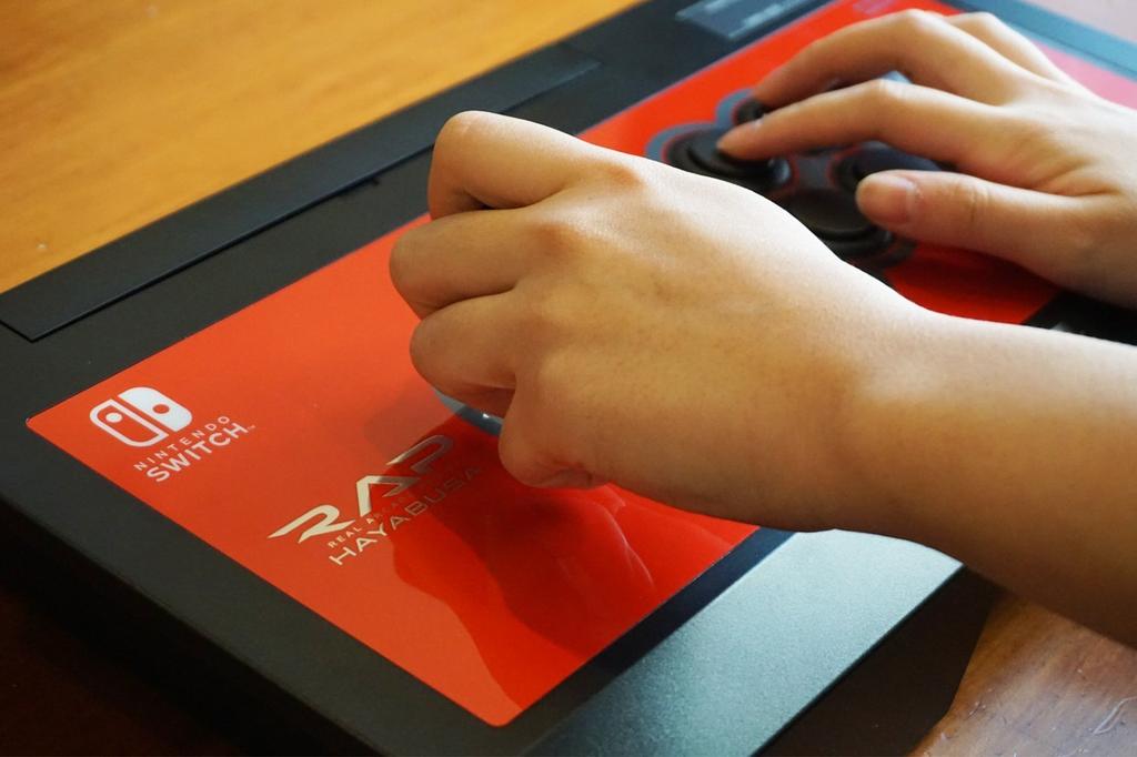 Switch Real Arcade HAYABUSA для Nintendo Switch [совместимо с Nintendo] Pro.V