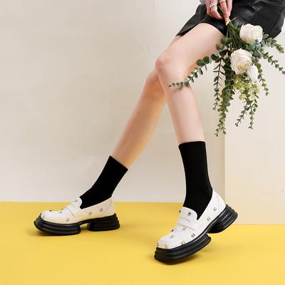 Весенние новые модные туфли с квадратным носком, инкрустированные бриллиантами, женские туфли из натуральной кожи в британском ретро-стиле на толстой подошве, высокие туфли-лоферы