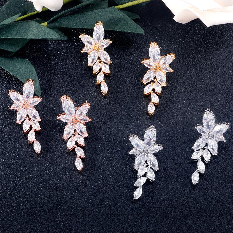 Luxury Fashion Zircon Copper 18k Gold Plated Pendant Necklace and Earrings Jewelry Set for Women