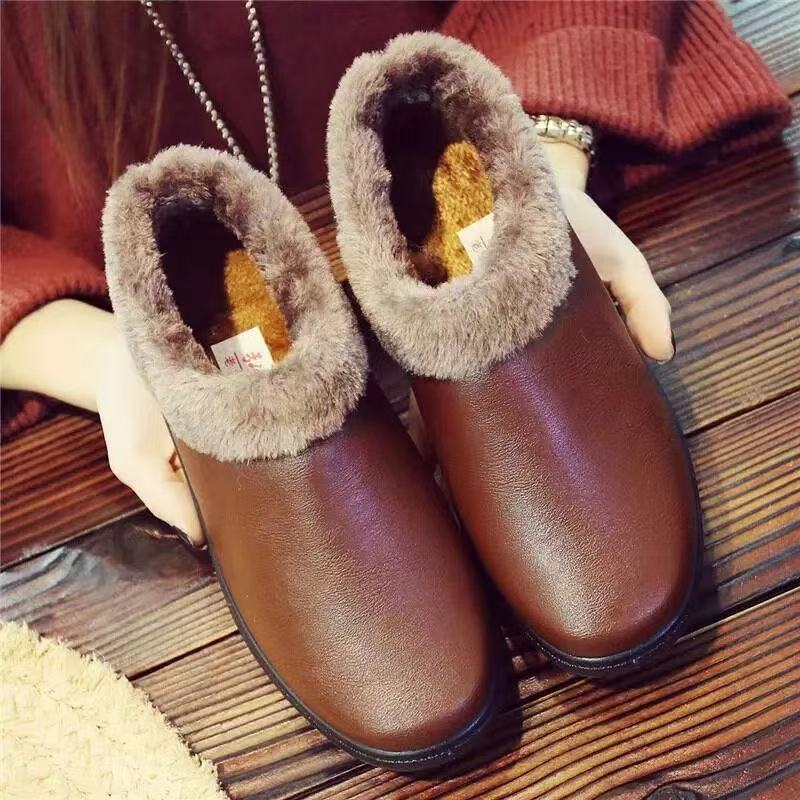 Winter New Home Cotton Slippers Are Comfortable and Warm, and One-pedal Women's Cotton Shoes with Soft Soles Are Trendy and Versatile. Daily