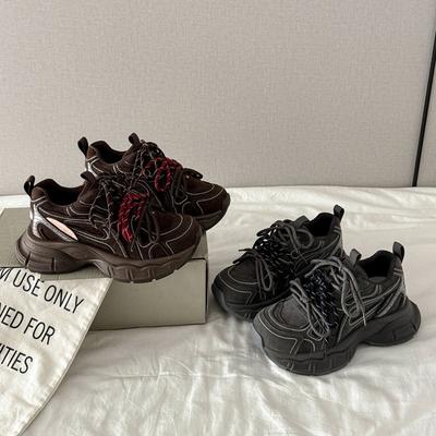 Платформенные кроссовки для папы женские кожаные осенние новые универсальные увеличивающие рост повседневные спортивные туфли нишевый дизайн