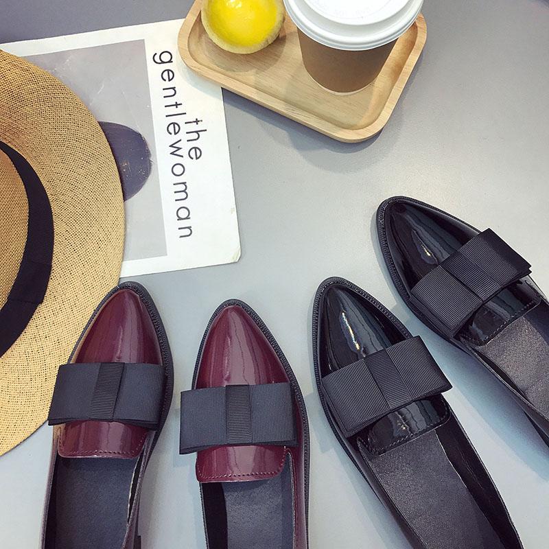 Women Patent Leather Loafers Pointed Toe Flat Shoes With Bow Decor Shallow Mouth Casual Commuter Slip On