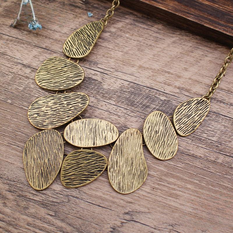 Ретро нерегулярное овальное ожерелье Ретро полосатое овальное женское ожерелье