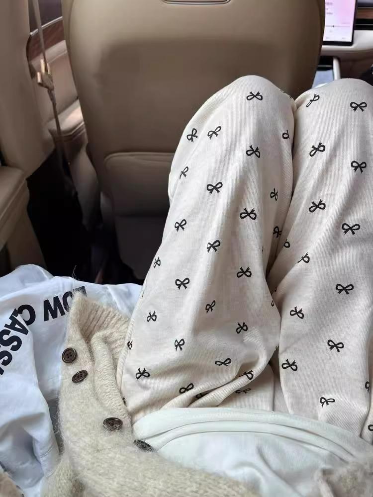 Маленькие корейские брюки с широкими штанинами и принтом-бантиком - Стройнящий драпированный дизайн для весны/осени