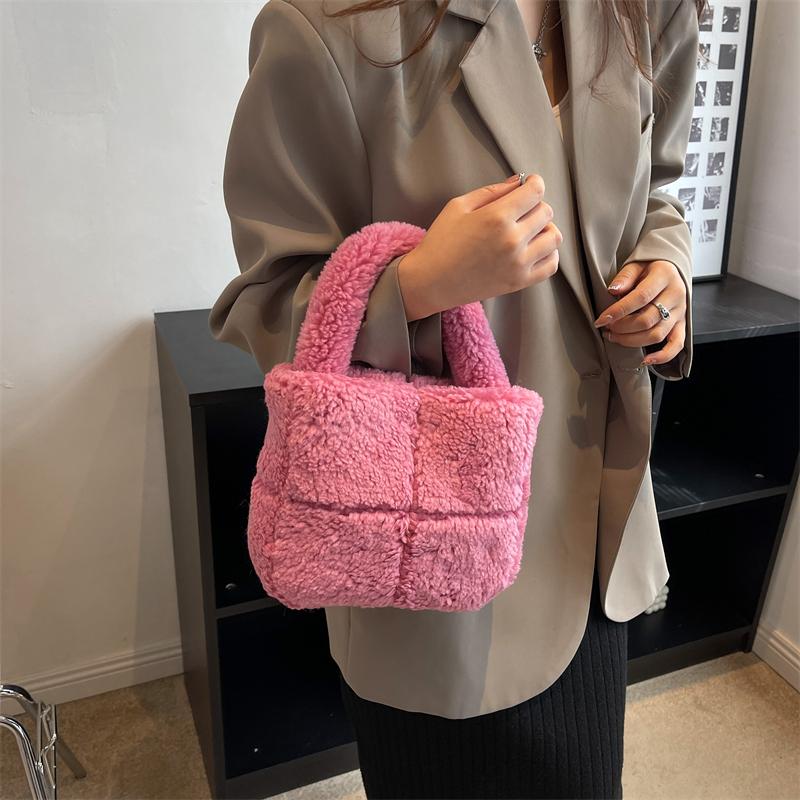 2024 зимняя женская сумка из искусственного меха, женская сумка на плечо, теплые плюшевые сумки для женщин, модный пушистый женский клатч