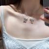 Роскошное нишевое четырехлистное клеверное ожерелье с цветочным дизайном для женщин – Подвеска на ключицу, инкрустированная бриллиантами